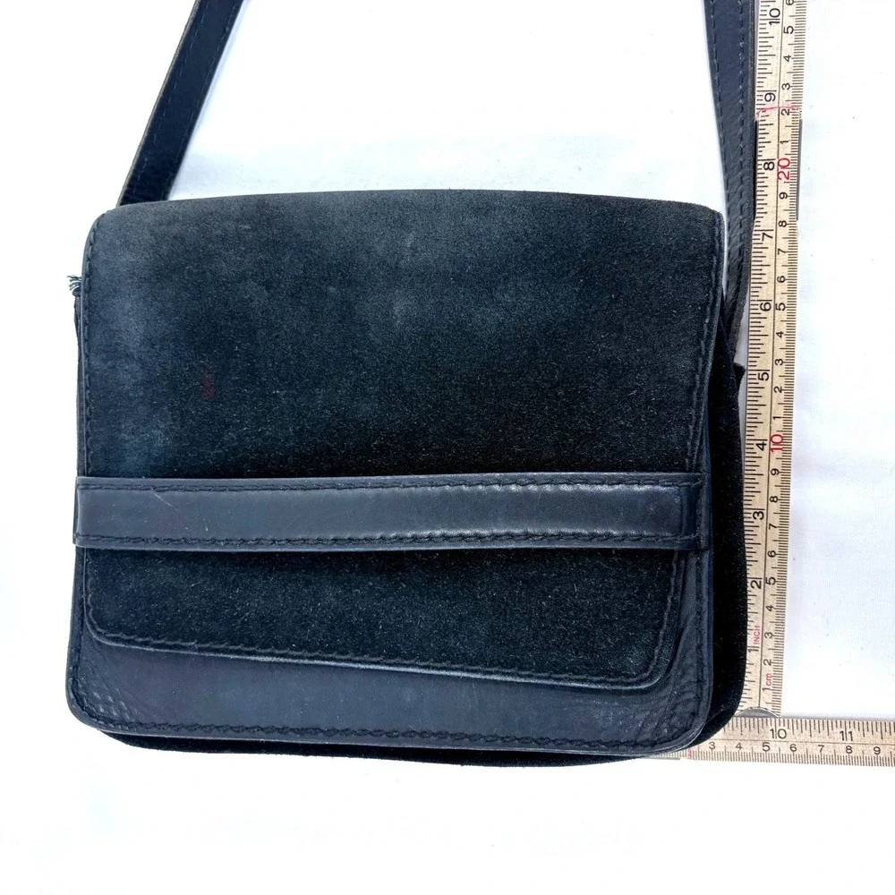 Madewell Crossbody Bag Black Suede Leather Flap‎ Small Adjustable Strap RN77388